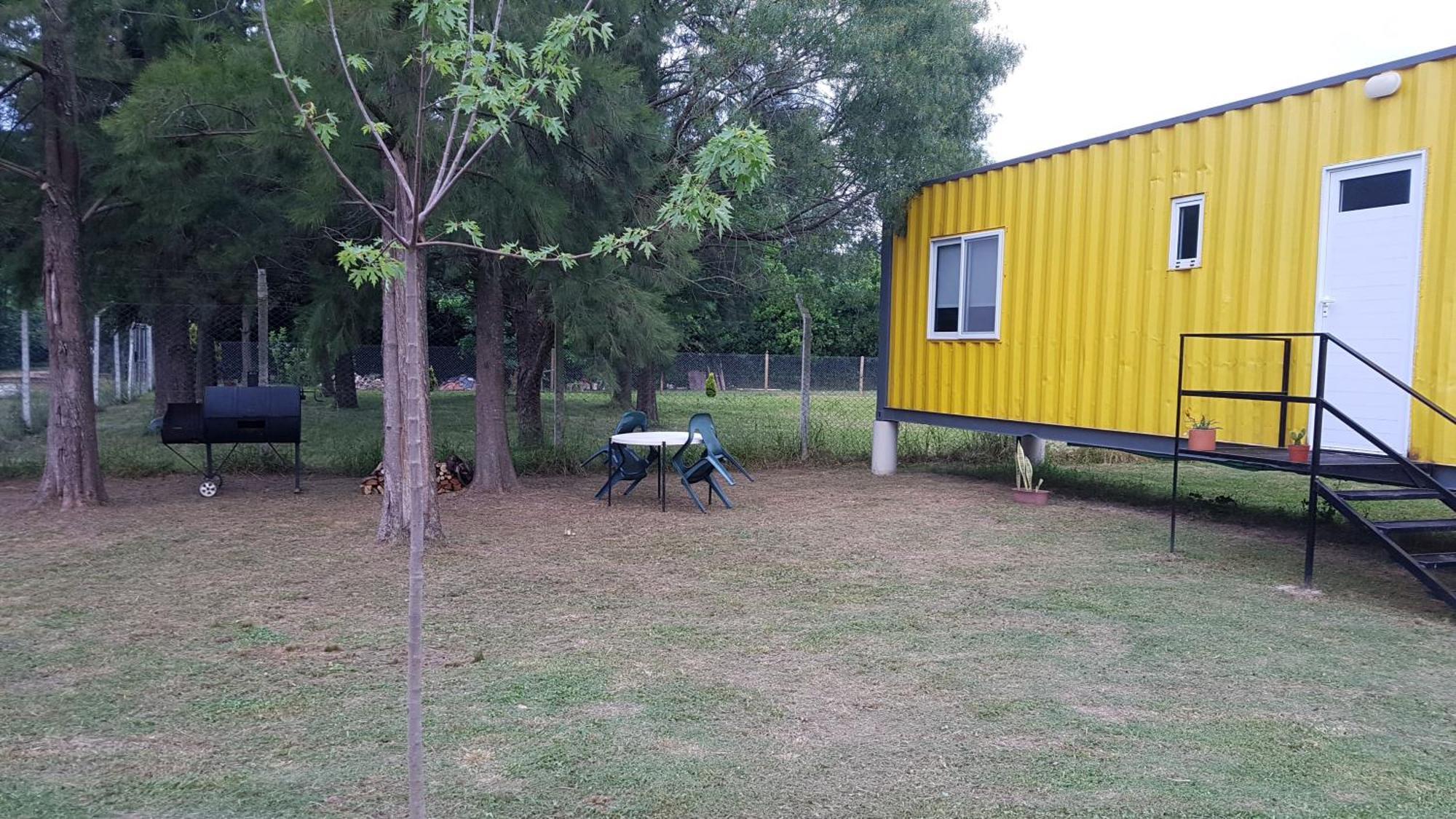 Terrabox Apart De Contenedores Olivera Phòng bức ảnh